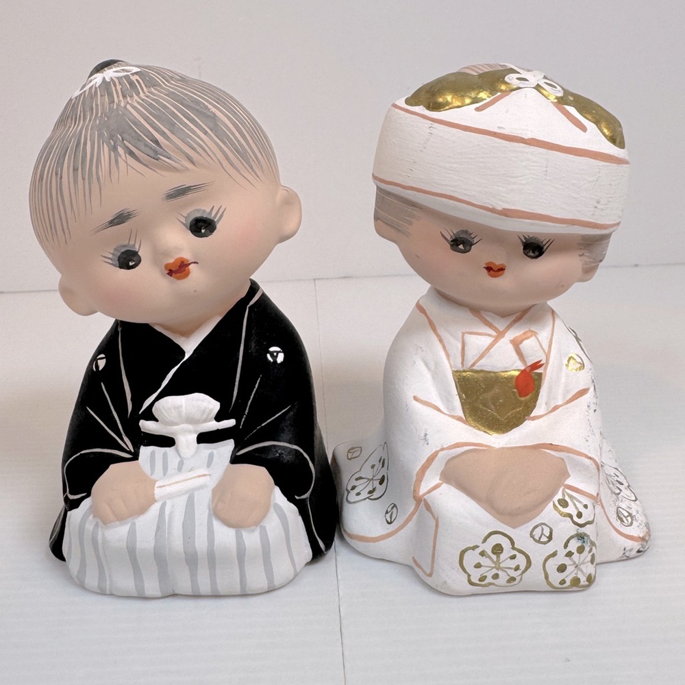 Vintage Traditional Hakata Doll Japan Bride And From Unglazed Pottery Decor